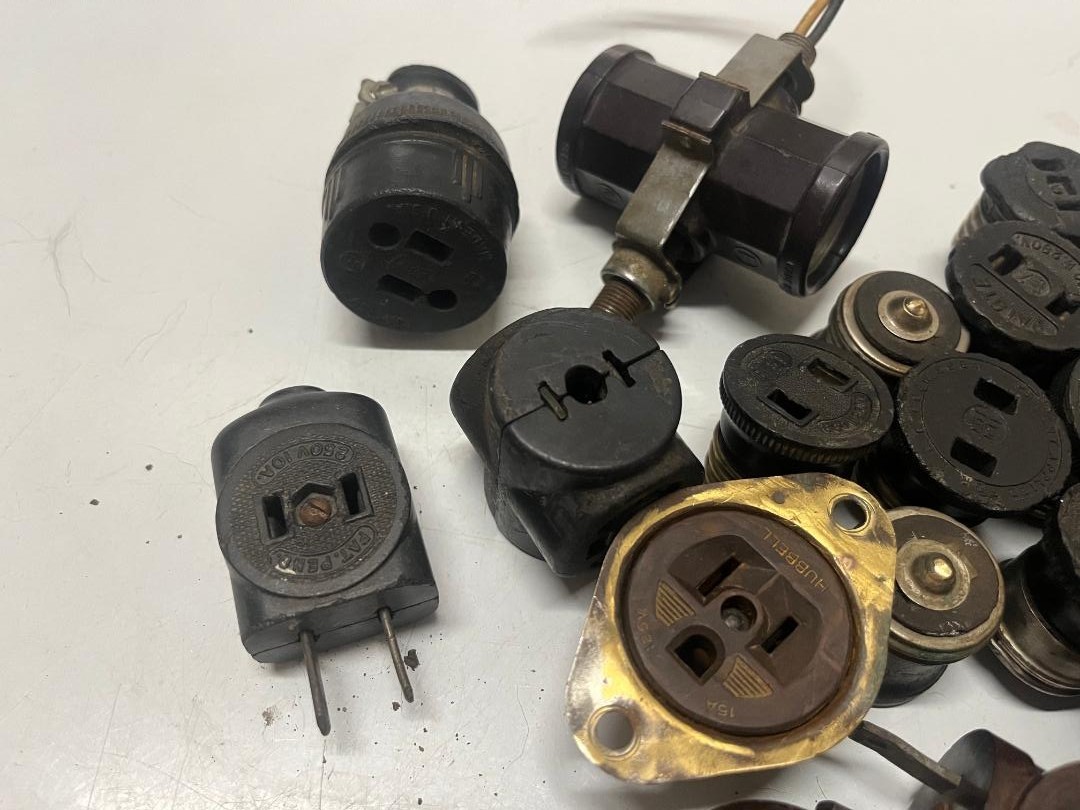Lot of 29 Vintage Bakelite Electrical Screw in Plug Adapters