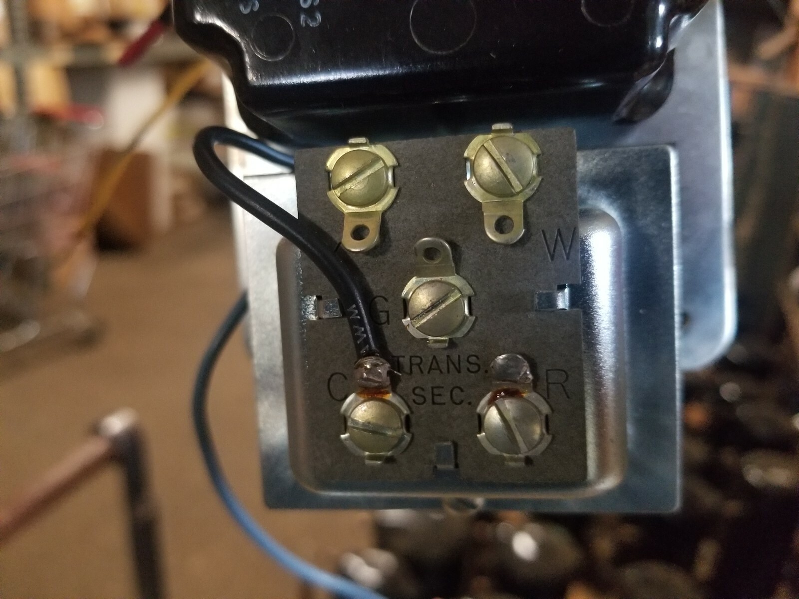 RBM 40VA PRI:208-230V SEC:24V TRANSFORMER WITH RELAY