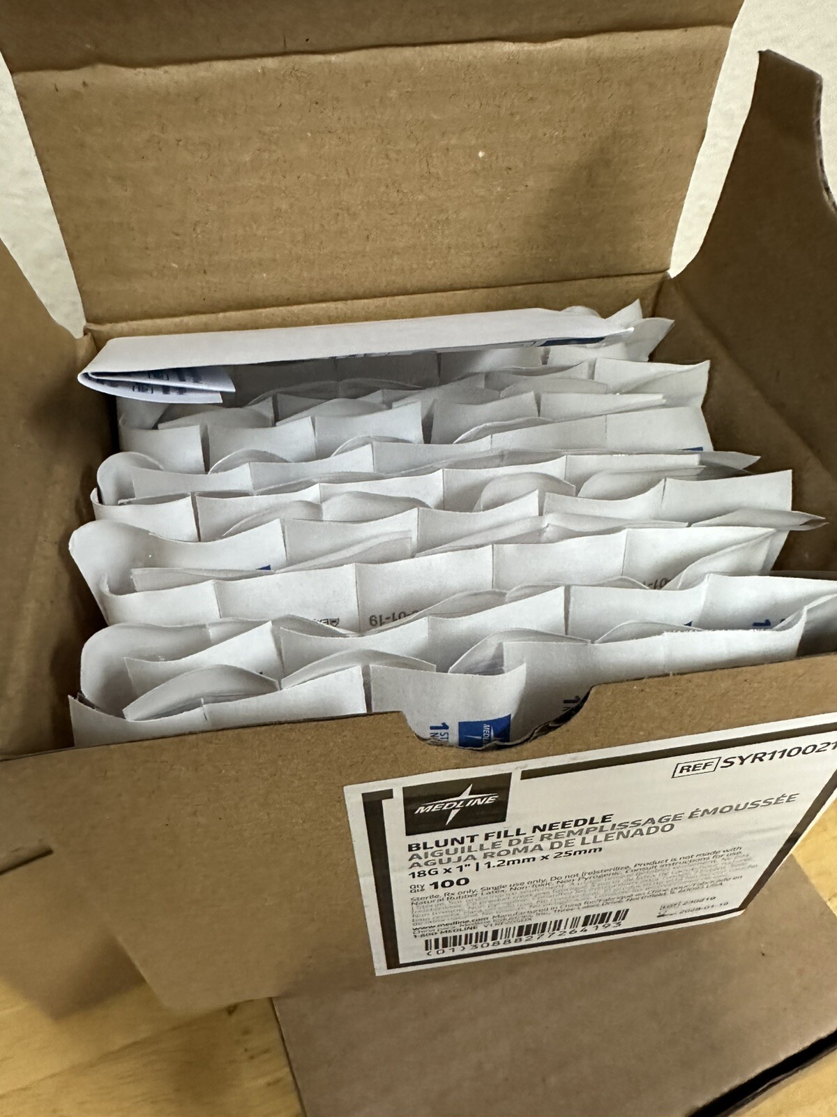 Medline #SYR110021 Blunt Fill Needles (100PC BOX) 18 Gauge x 1” Length