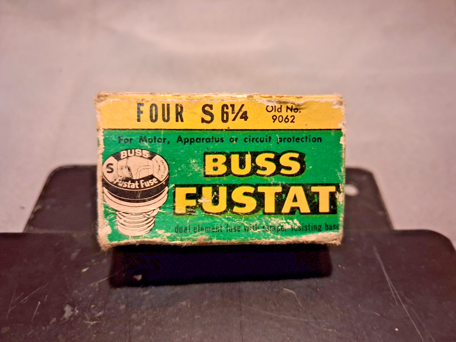 BUSS Fustat S6-1/4 – Vintage NOS 1 box of 4