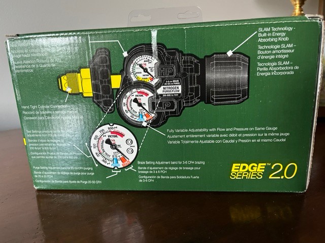 Victor Pressure Flow Hybrid Regulator CGA-580 tool-less connection ESS32-PFH-580