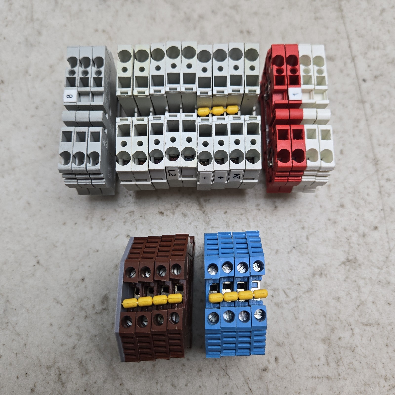 Mixed Lot of 100+ Terminal Blocks End Blocks End Cover Allen Bradley Weidmuller