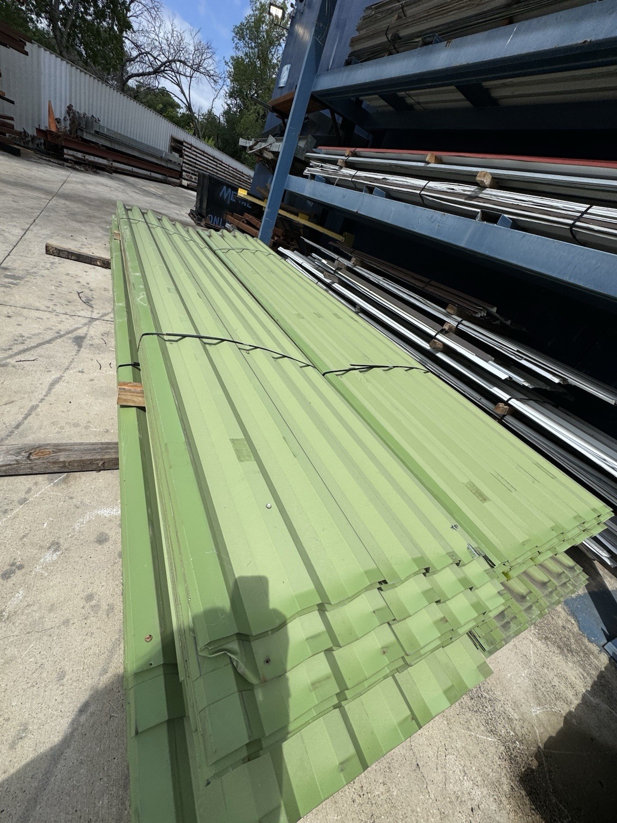 36 gauge 18’x3.5’ Steel Sheets- Roofing/Fence Panels- Green & White Sheet Metal