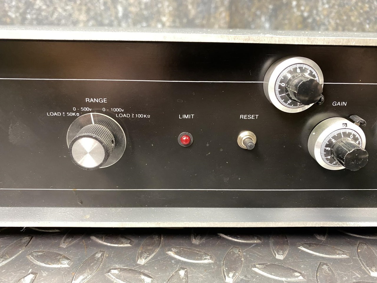 Burleigh PZ-70 Variable HV DC Power Supply 0-500V / 0-1000V