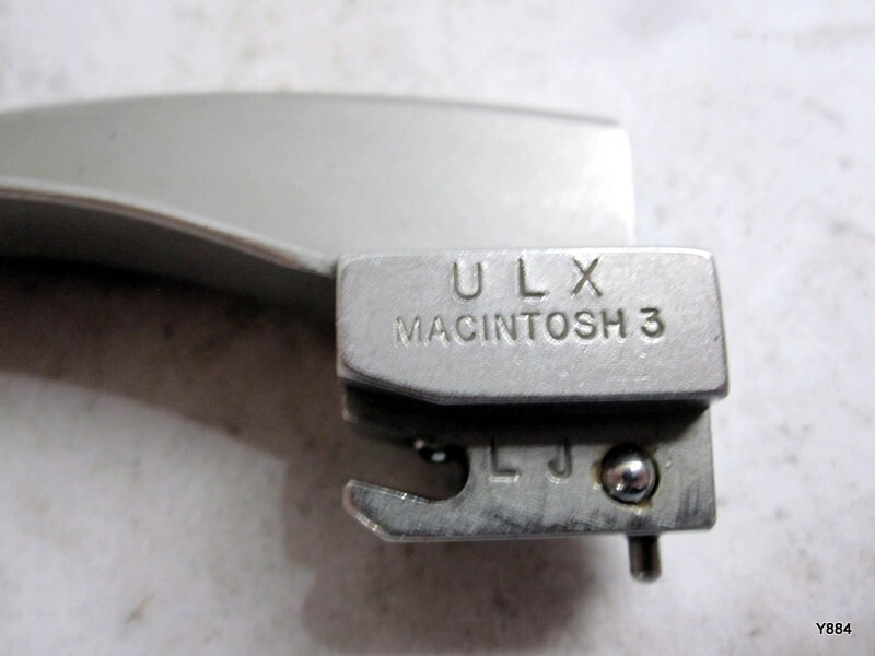 1 UPSHER Laryngoscope MacIntosh 3 ULX LJ
