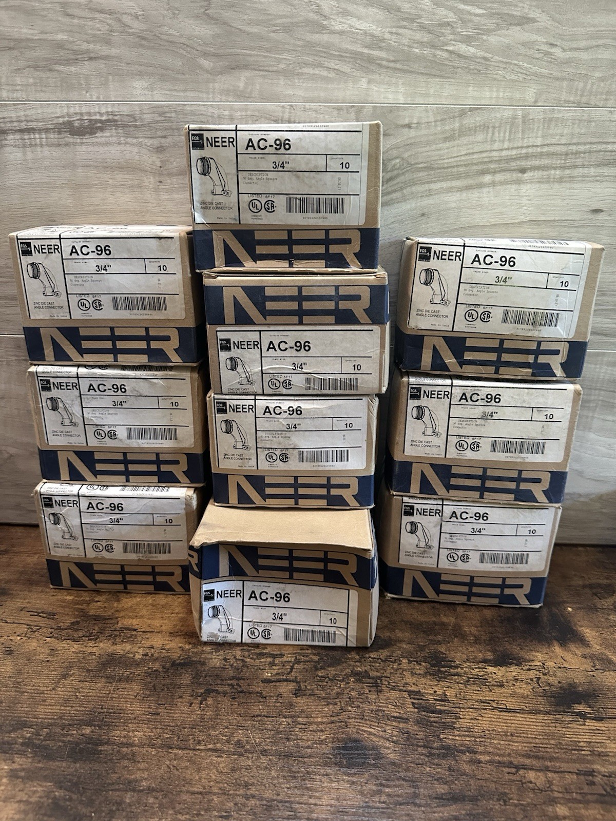 Lot of 100 NEER AC96 3/4 Inch Die Cast Conduit Connectors New NOS