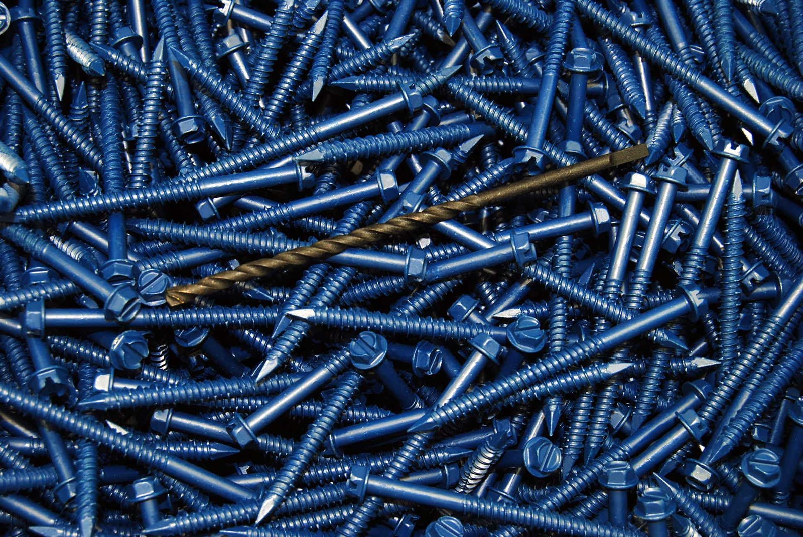 (125) Hex Washer Head 1/4 x 3-1/4 Concrete Masonry Screws Tapcon Anchor & Bit