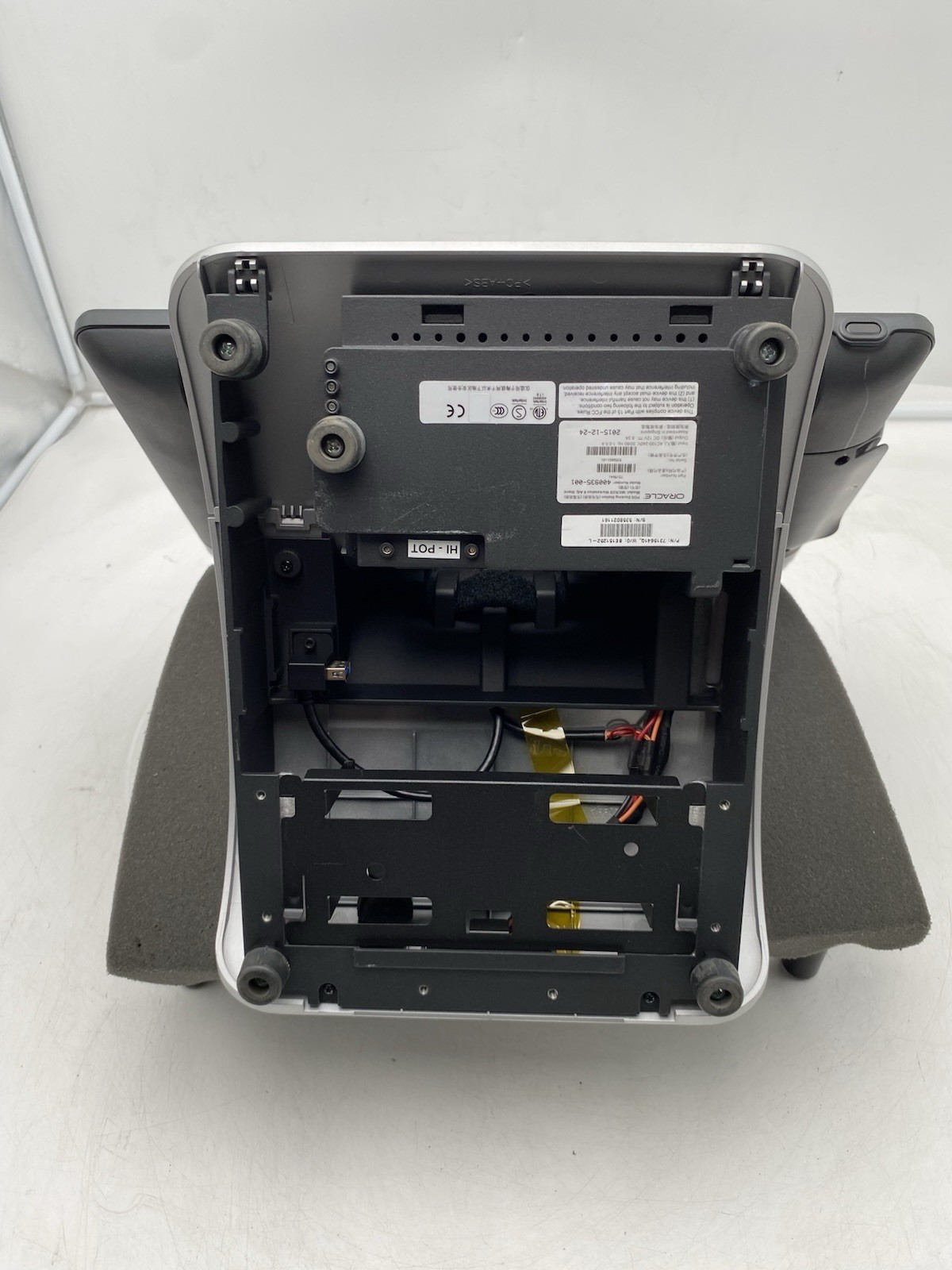 Micros Oracle Workstation 6 400935-001 Intel Atom E827 1.74GHz 4GB RAM 32GB SSD