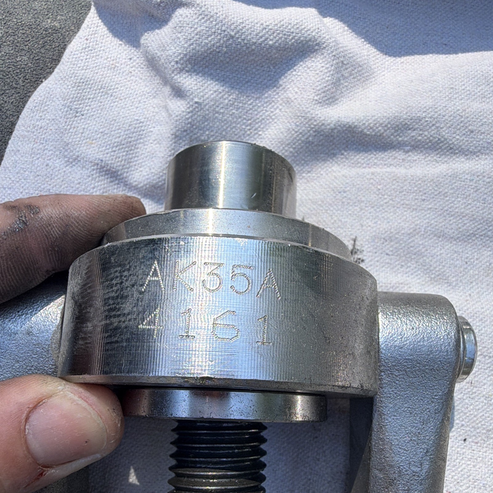 Crosby A-135A 4161 Swivel Hoist Ring Lifting Point 5000 lb Rated Load