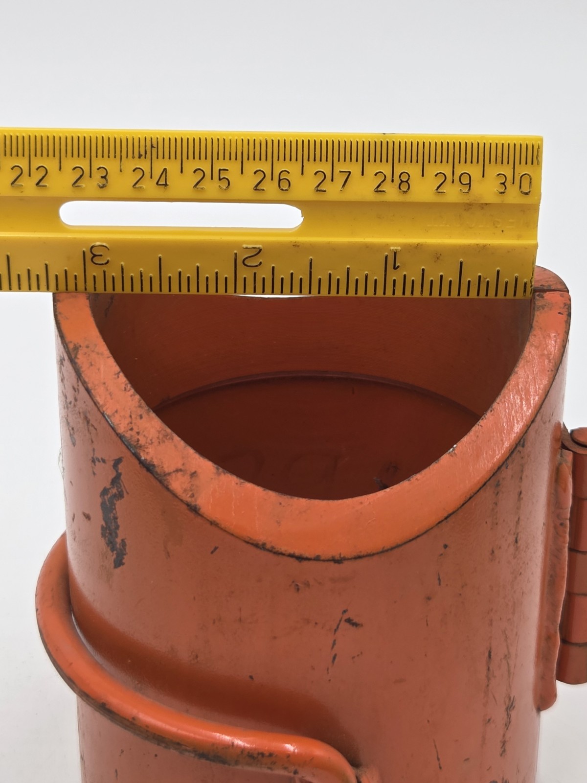 Shur-Kut 25S90 2.5in Saddle Metal Pipe