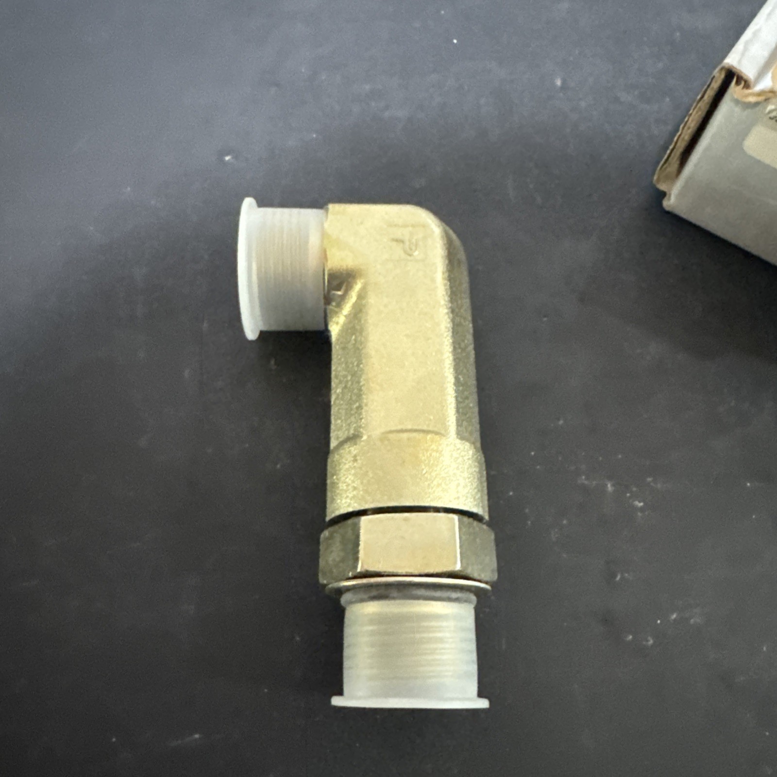 Parker 12 CC50LO-S Long STR Thread Elbow