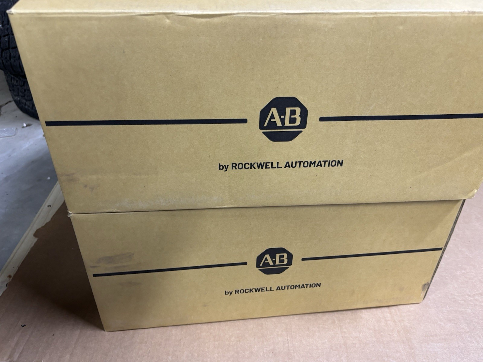 New 2HP ALLEN BRADLEY 35S-6D2-P111 ARMOR POWERFLEX 35S SAFETY DRIVE