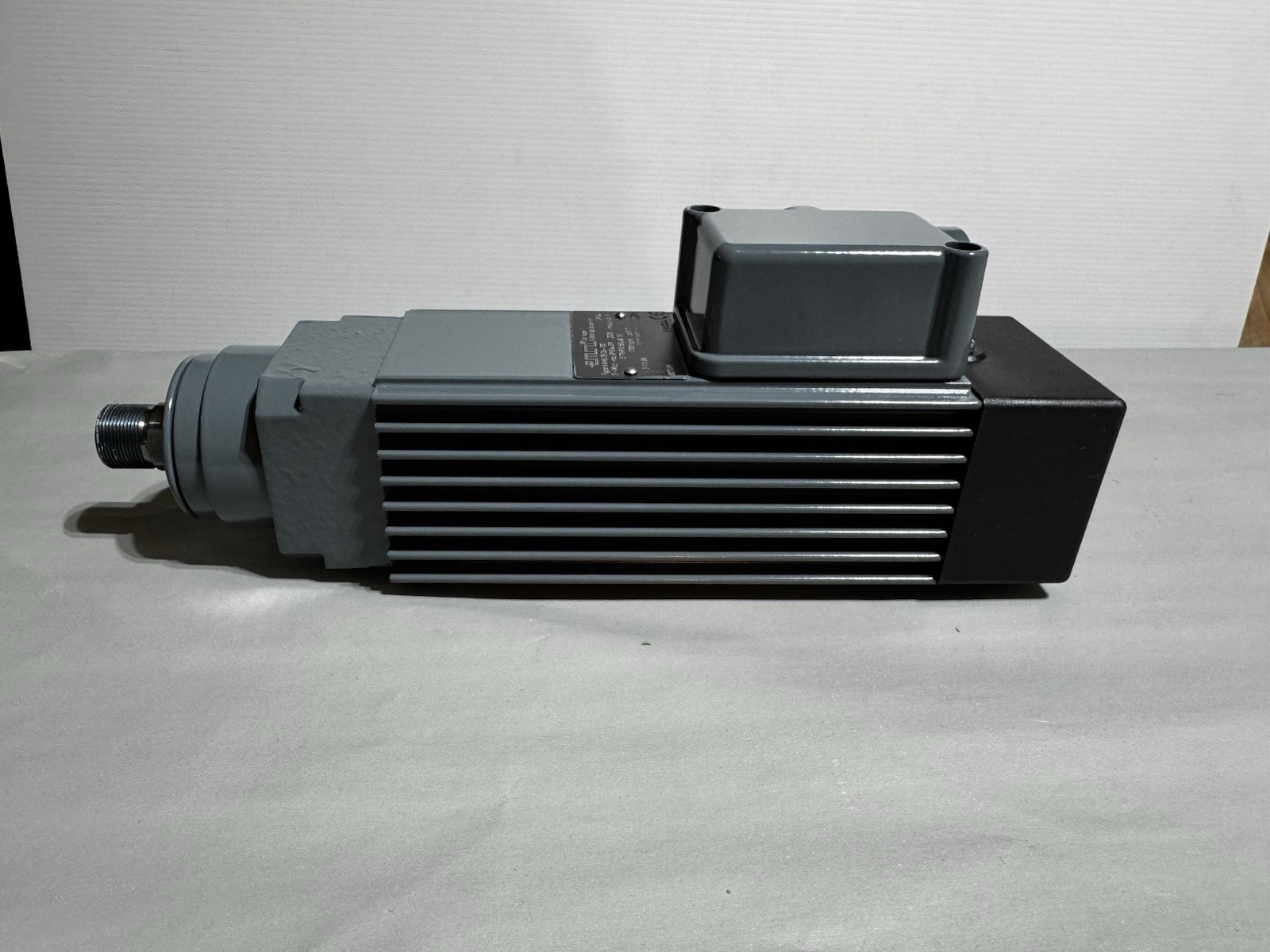 Emod Motoren VKHS 35/26-100 Three-Phase Spindle Motor, Brand New!