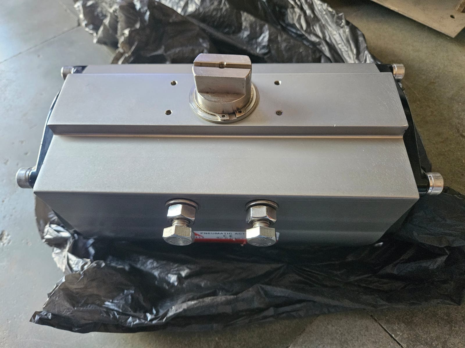 NEW ACTREG ACT-500R DOUBLE ACTING PNEUMATIC ACTUATOR FREE FAST SHIPPING