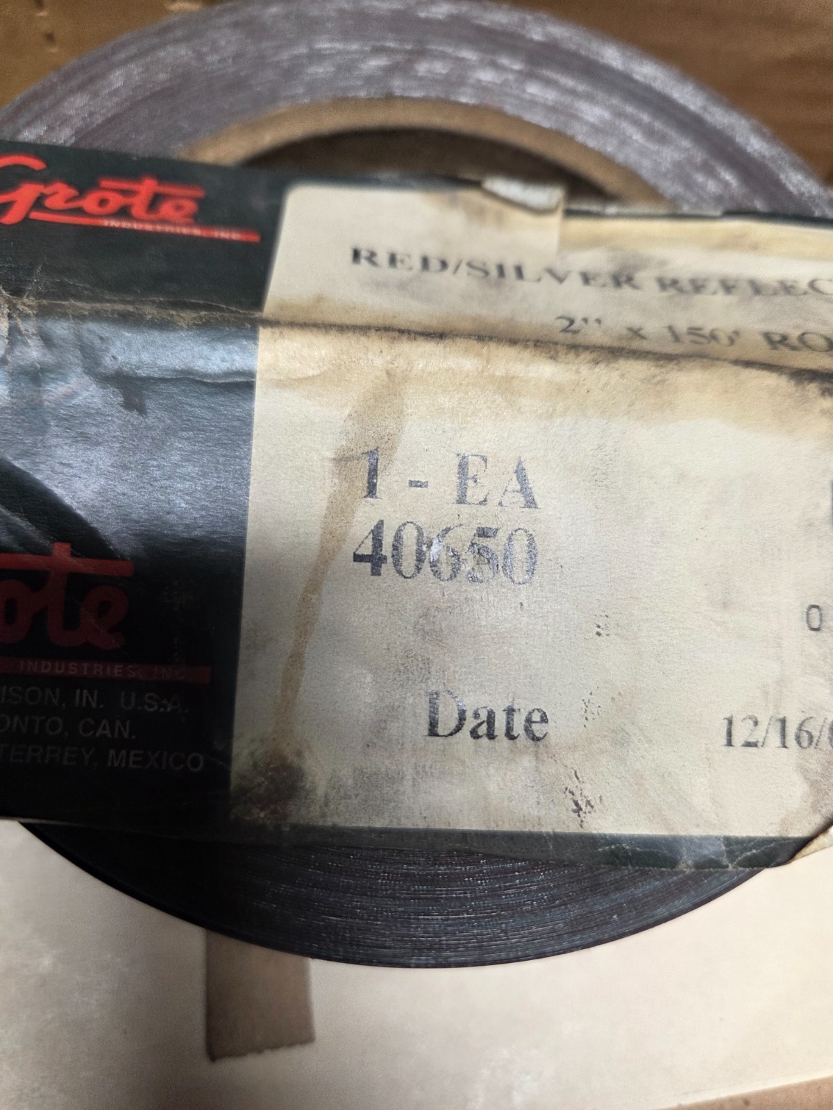 GROTE: RED / SILVER REFLECTIVE TAPE; 2″ X 75′ SHORT ROLL , 40650, OPENED BOX