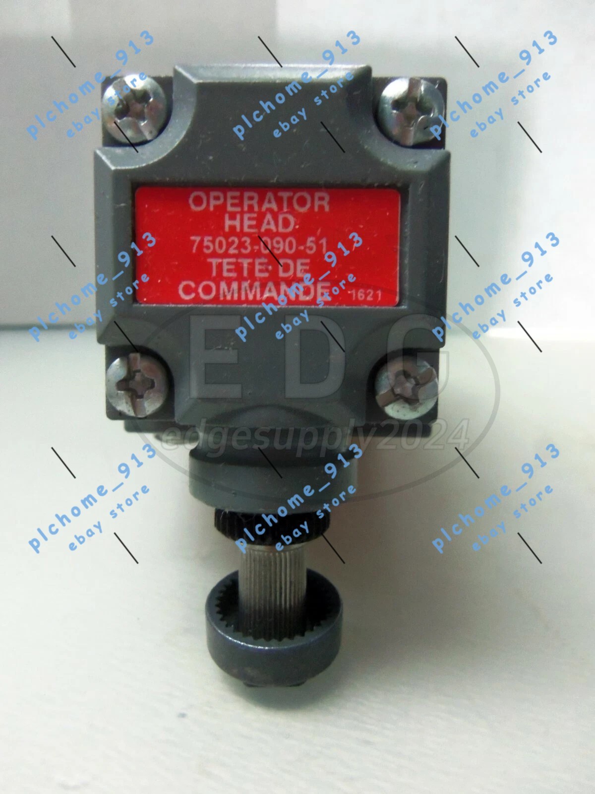 NEW Allen Bradley 802T-ATPD Metal Plug-In Oiltight Limit Switch Lever Type