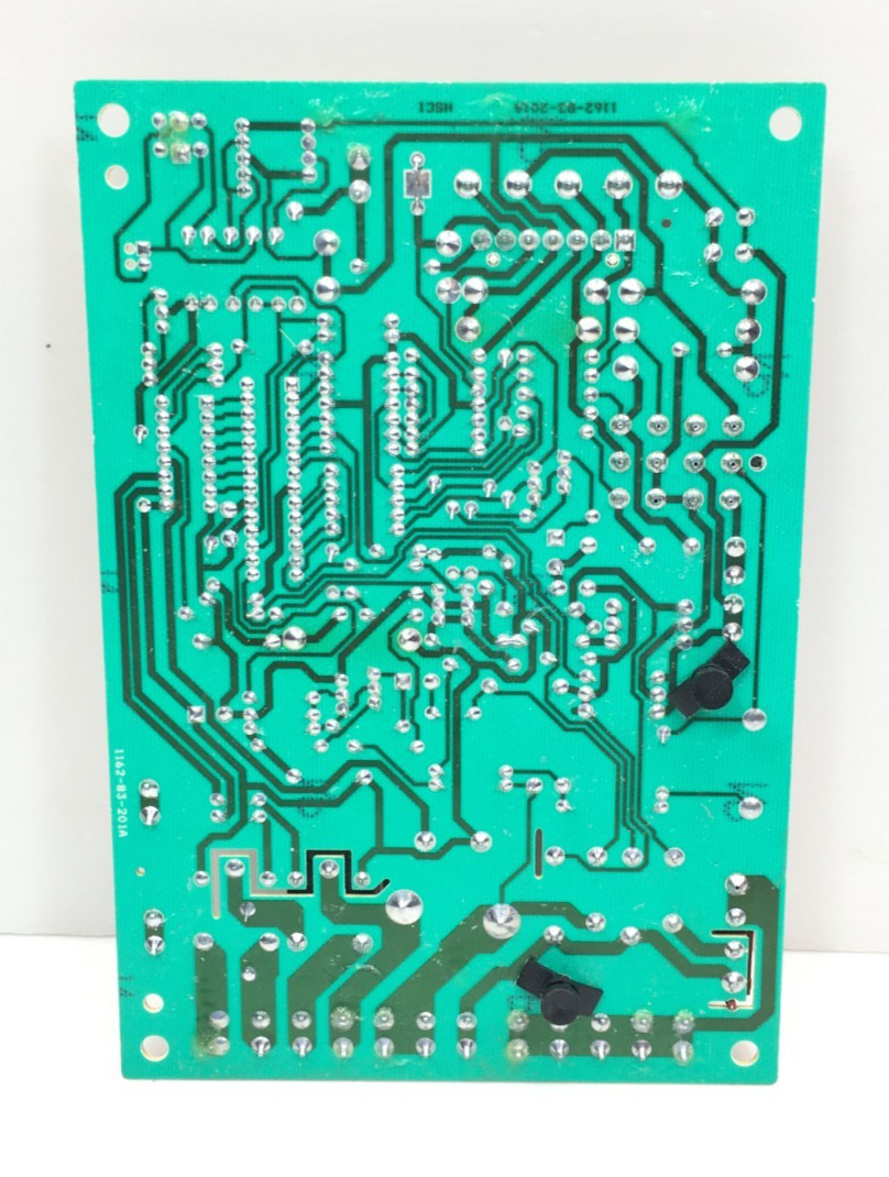 York Coleman Luxaire 539617 1162-201 Control Board 1162-83-201A used #P560