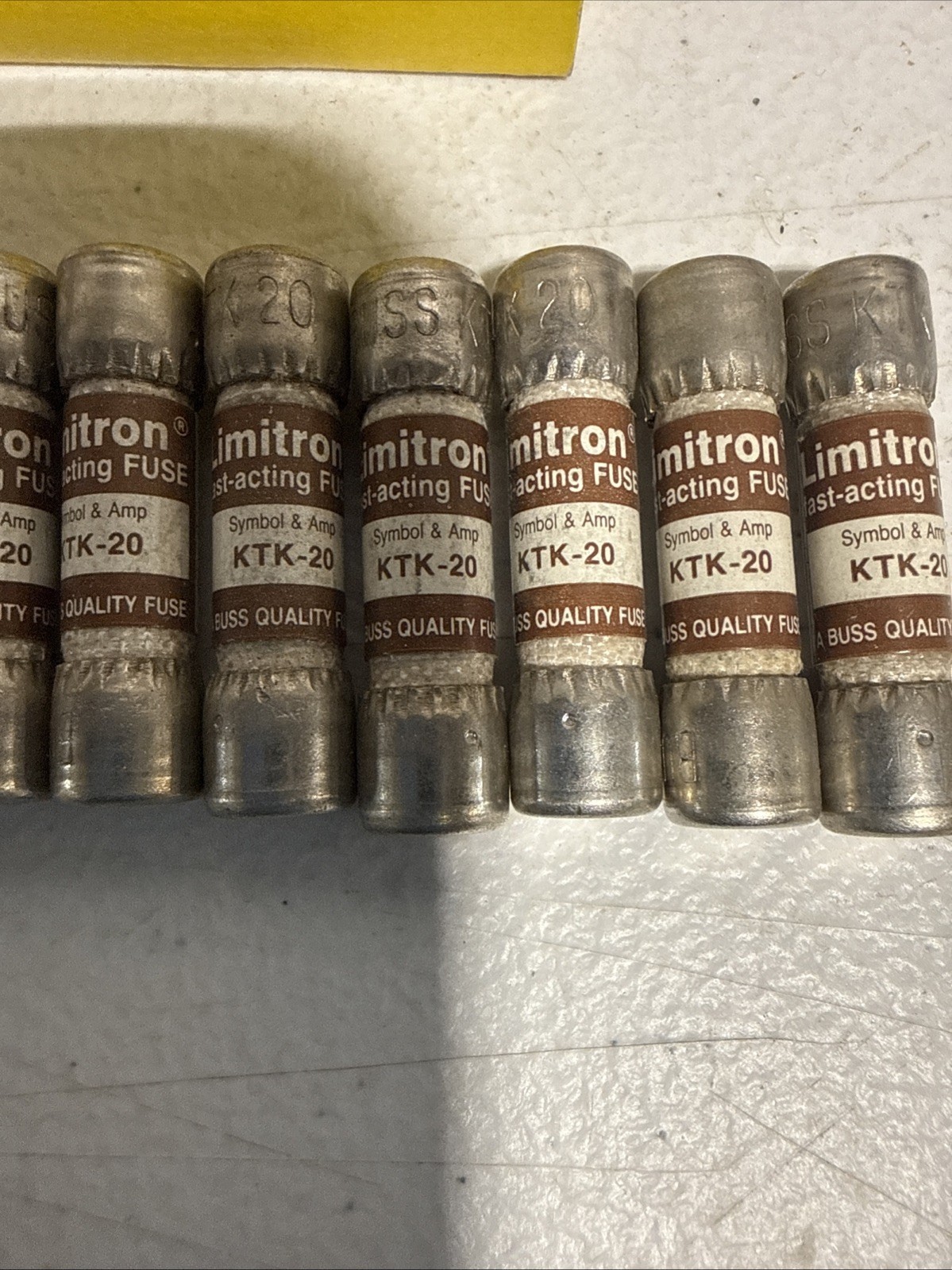 Box of 10 brand new Buss Fuses KTK-20 Made In USA New Old Stock