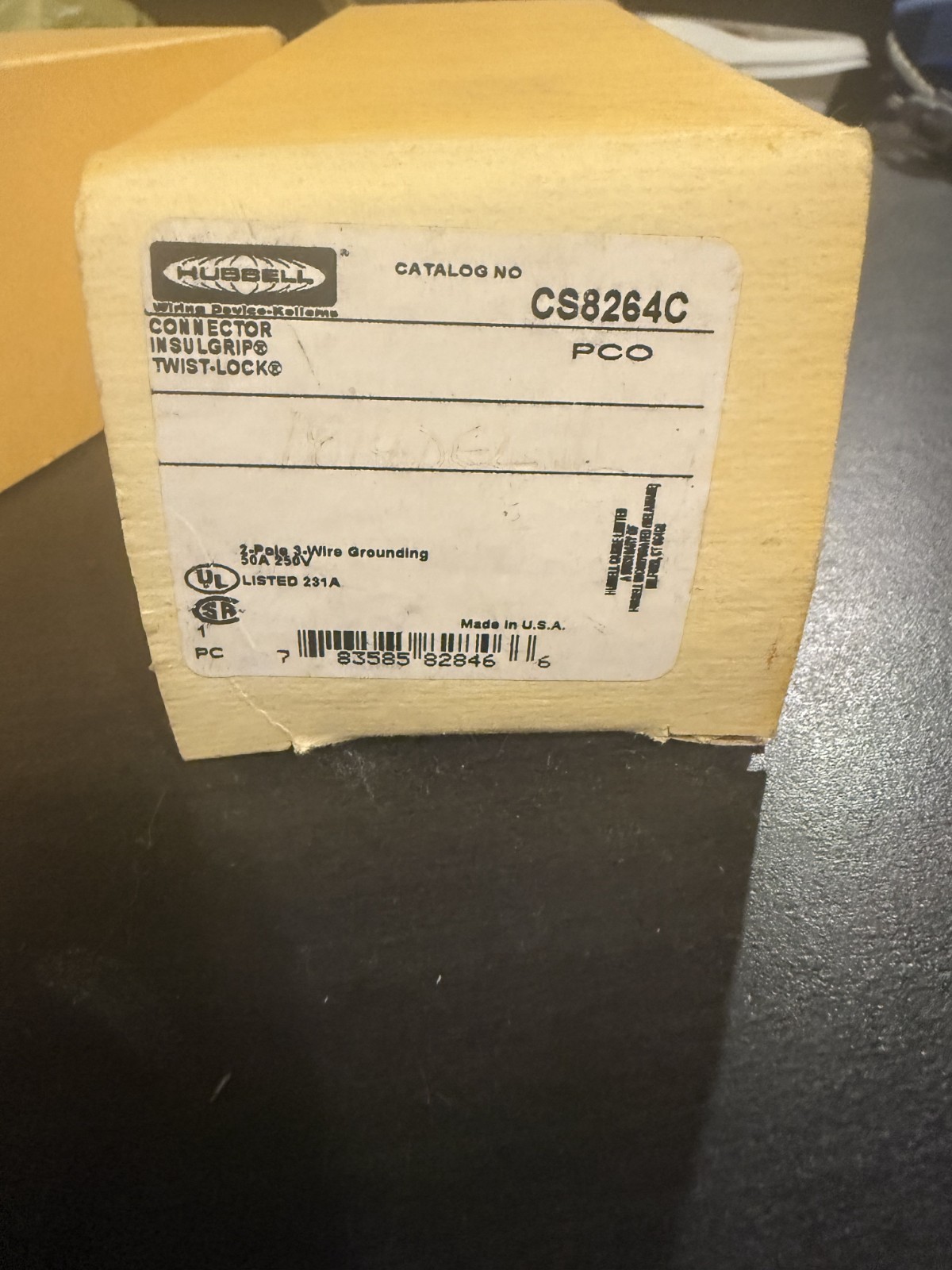 Hubbell CS8264C Locking Devices, Twist-Lock®, Industrial, Female Connector Body,