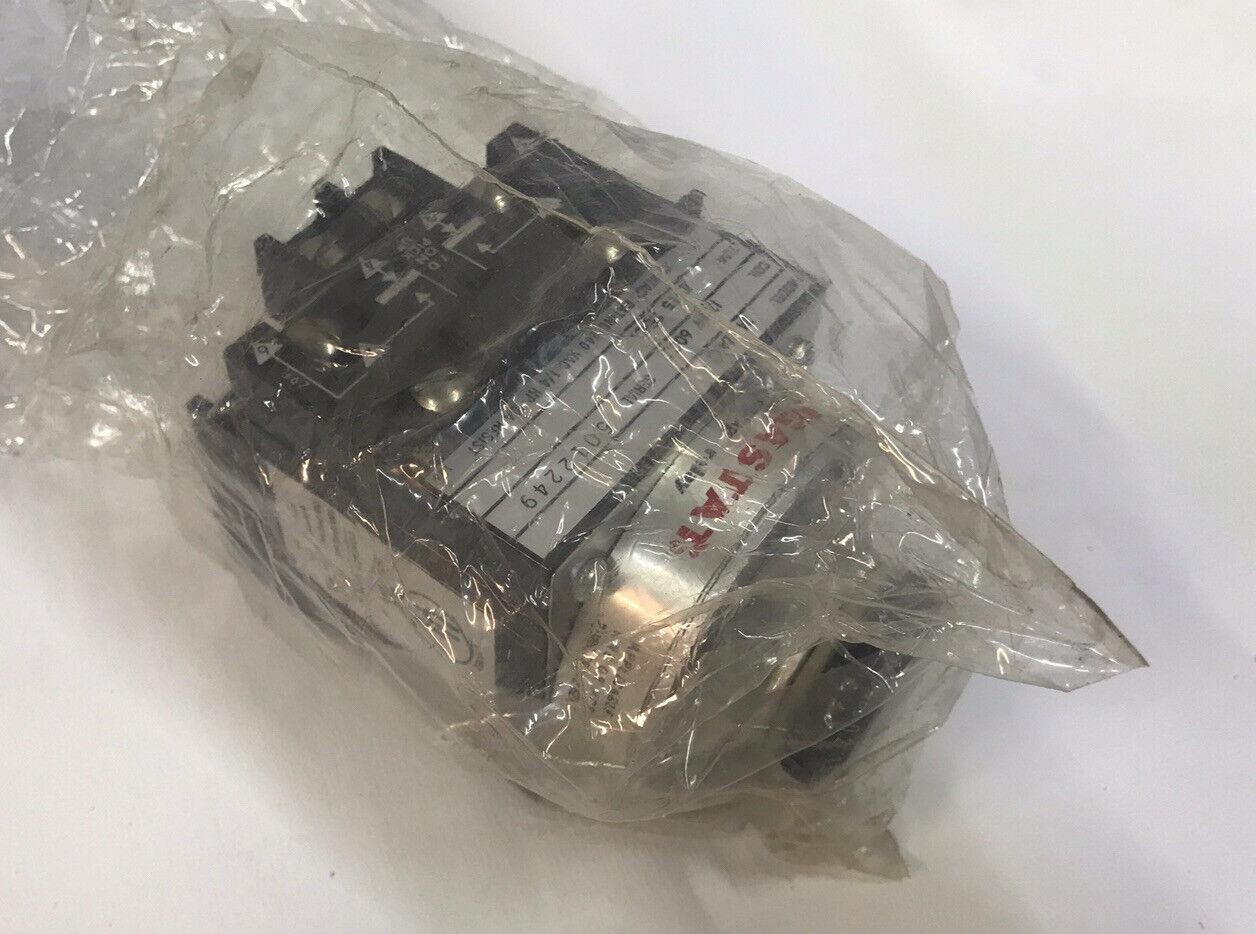Agastat 2412AC Time Delay Relay 0.8-15 Seconds 10 Amp 120 VAC 60 HZ