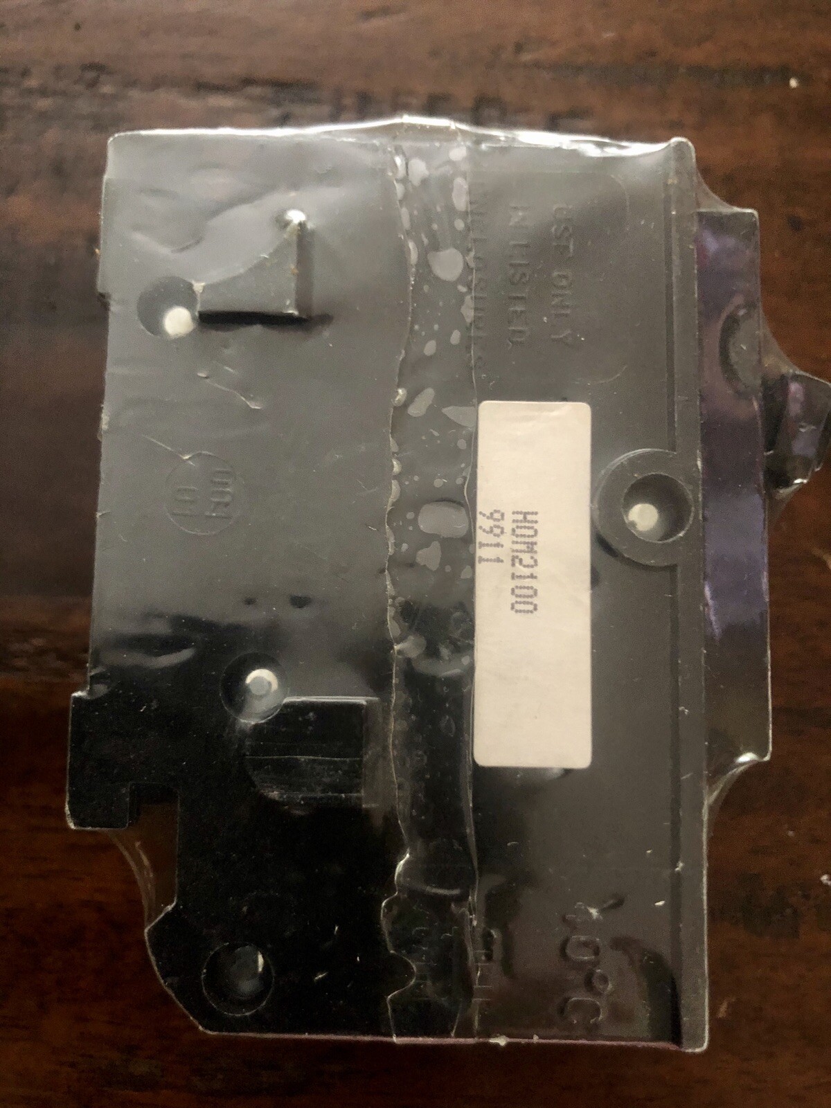Square D HOM2100 Homeline 100 Amp 2 Pole Circuit Breaker 120/240V Type HOM