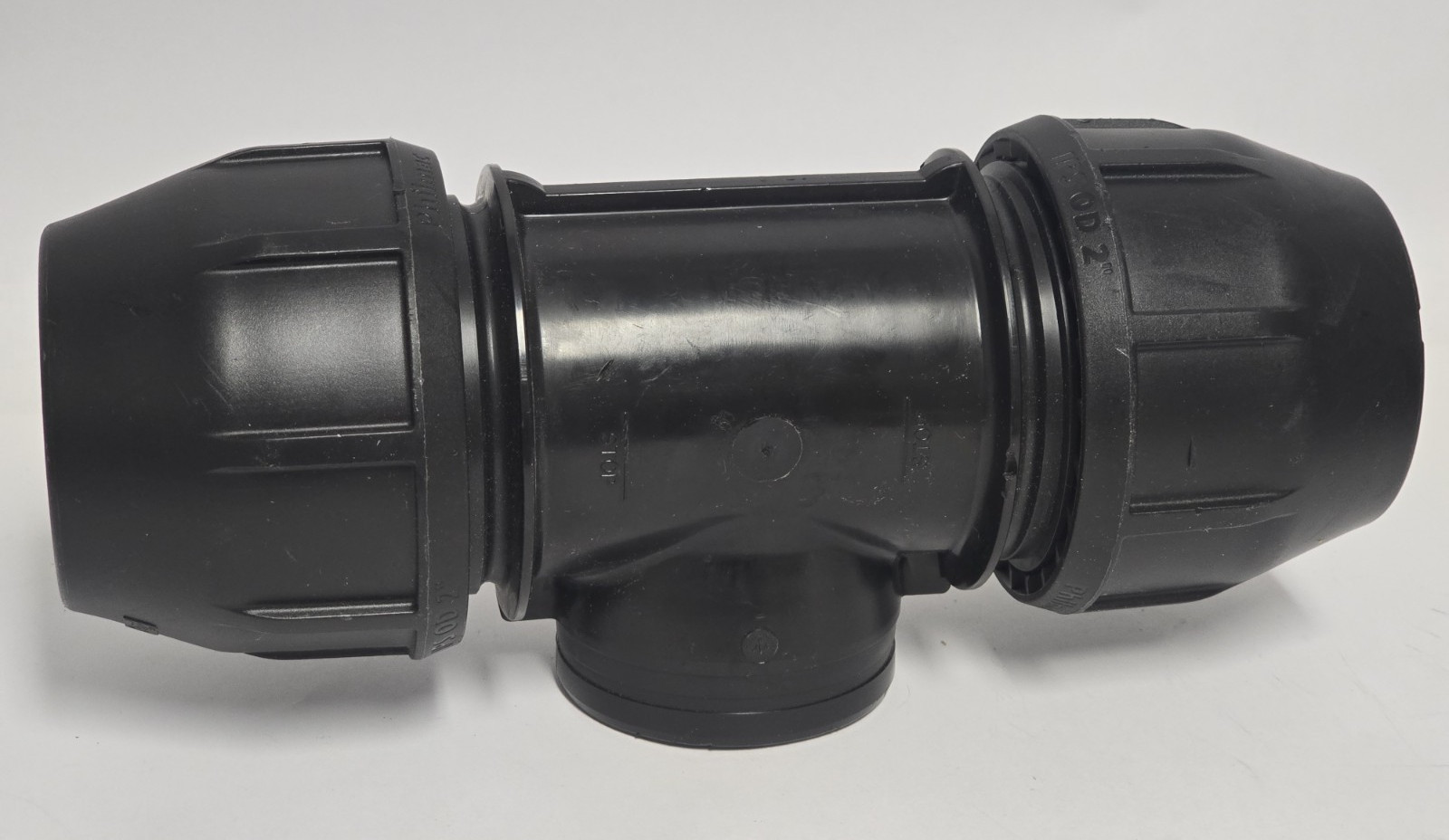 PHILMAC TEE COUPLER FOR MDPE WATER PIPE FEMALE 2″x2″x2″