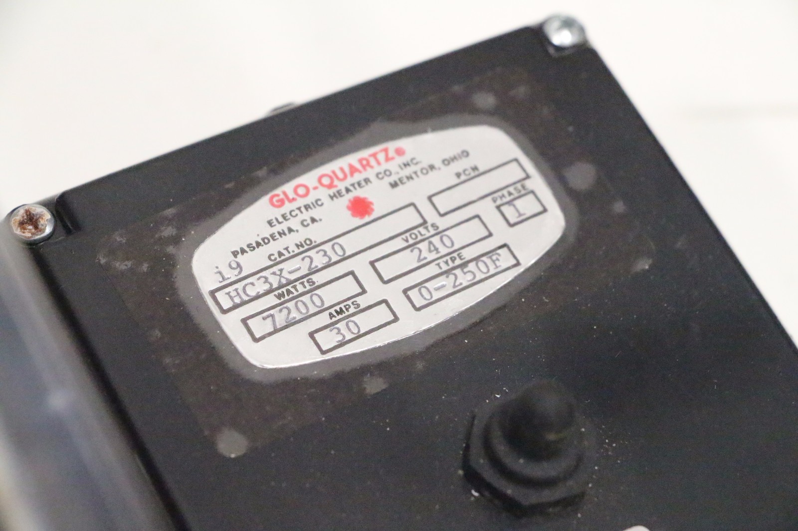 United Electric GLO-Quartz HC3X-230 7200 Watts 240V 1-Phase UE 800 Thermostat