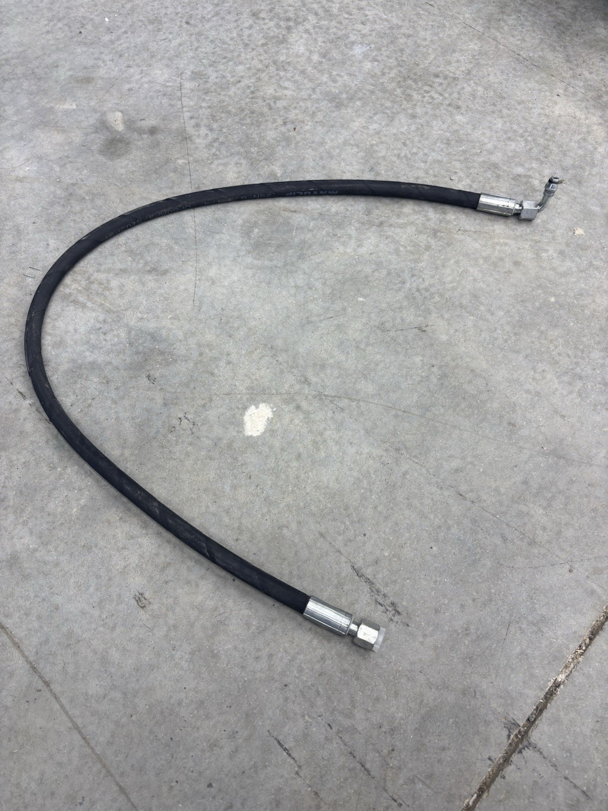 Agt Miva Chinese Mini Excavator Hydraulic Hose M14x1.5 X 38” One End 90° One Str