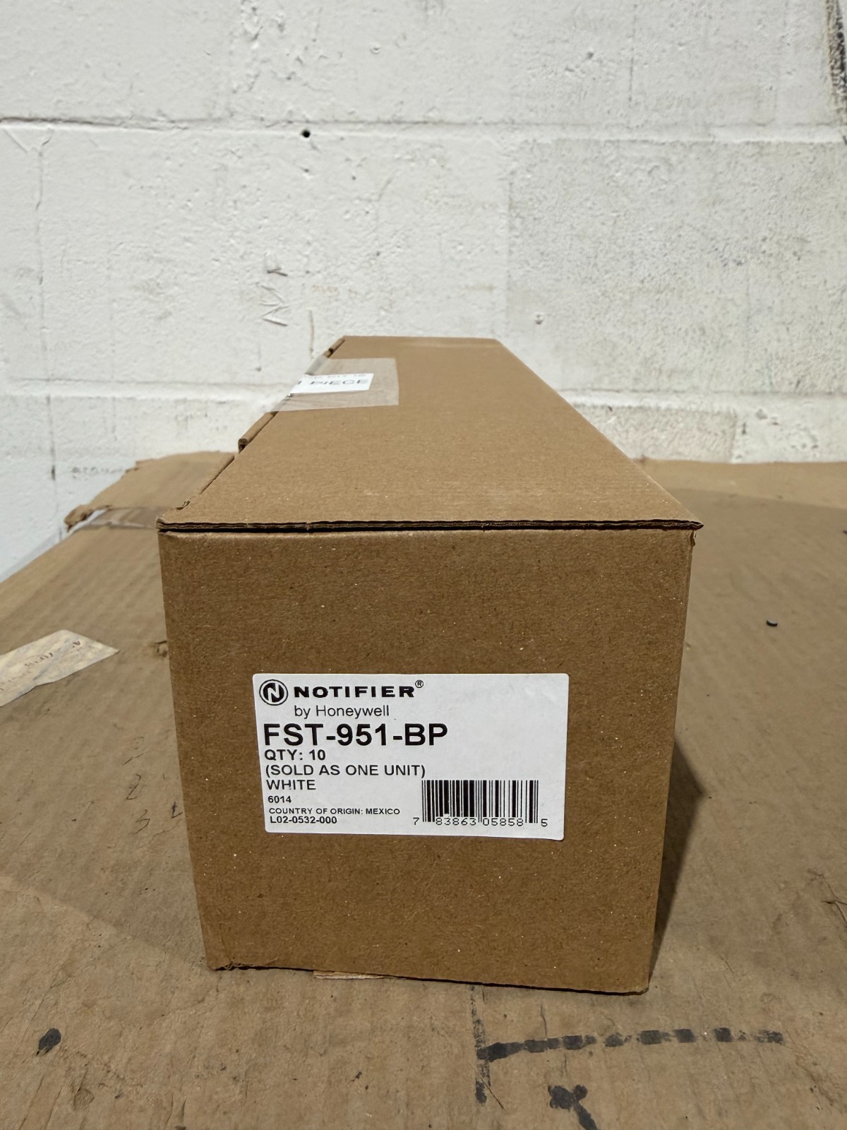 NOTIFIER FST-951 BP ADDRESSABLE 135° FIXED TEMP HEAT DETECTOR BULK PACK OF 10