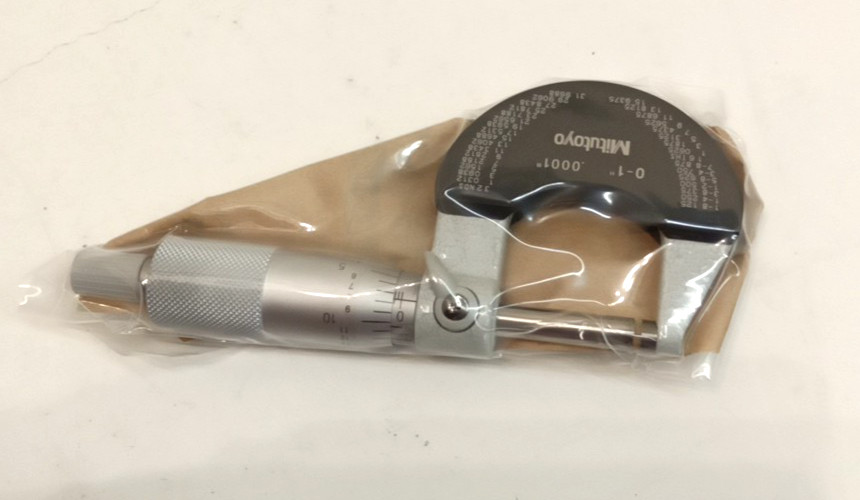 Mitutoyo 102-327-10 Mechanical Outside Micrometer 0-1″ Range 0.0001″ Graduation