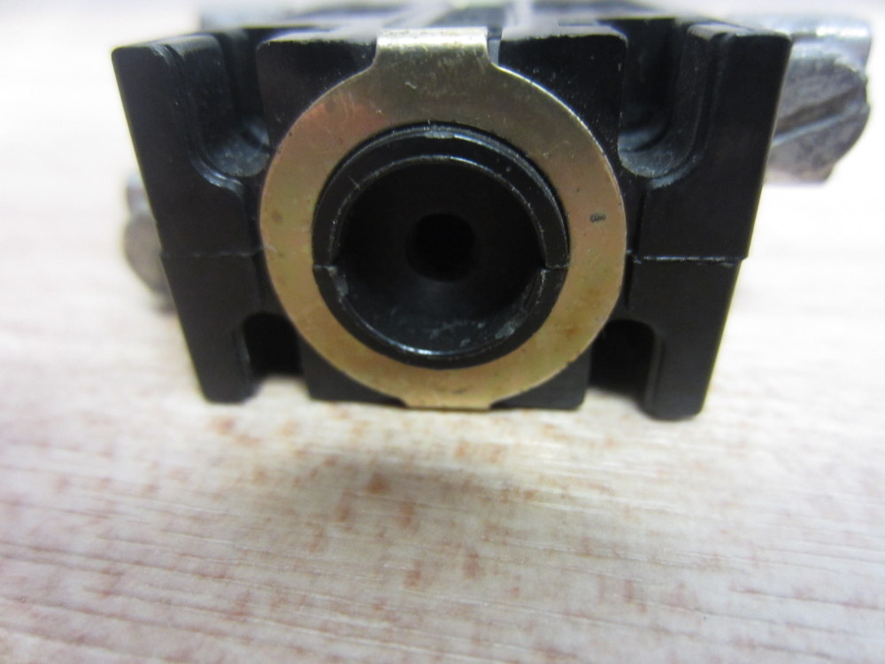 General Electric CR2940U201 Contact Block