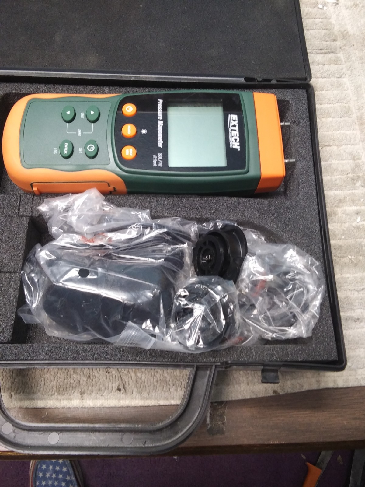 Extech SDL710: Differential Pressure Manometer Datalogger 2.9Psi Tool MINT