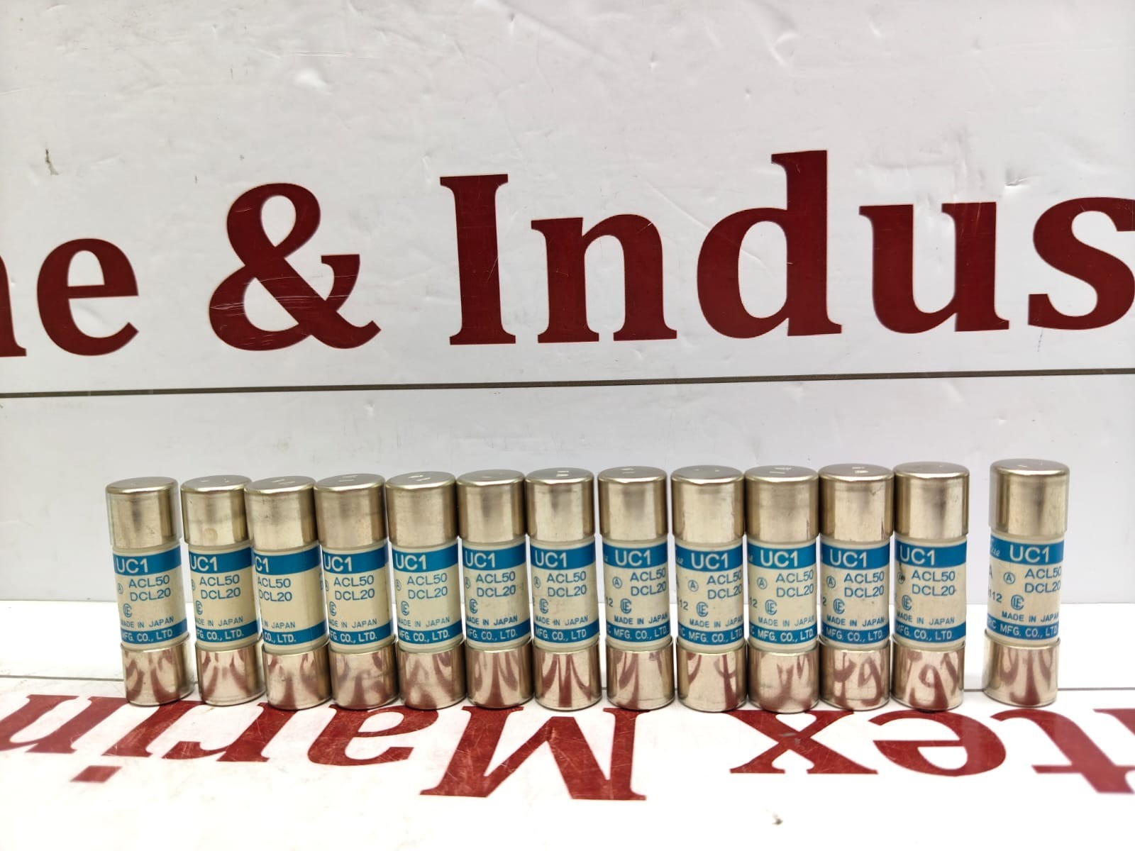 Cello-Lite UC1 1A *LOT OF 13* Fuses AC 500V DC 250V Utsunomiya 1A Japan NEW