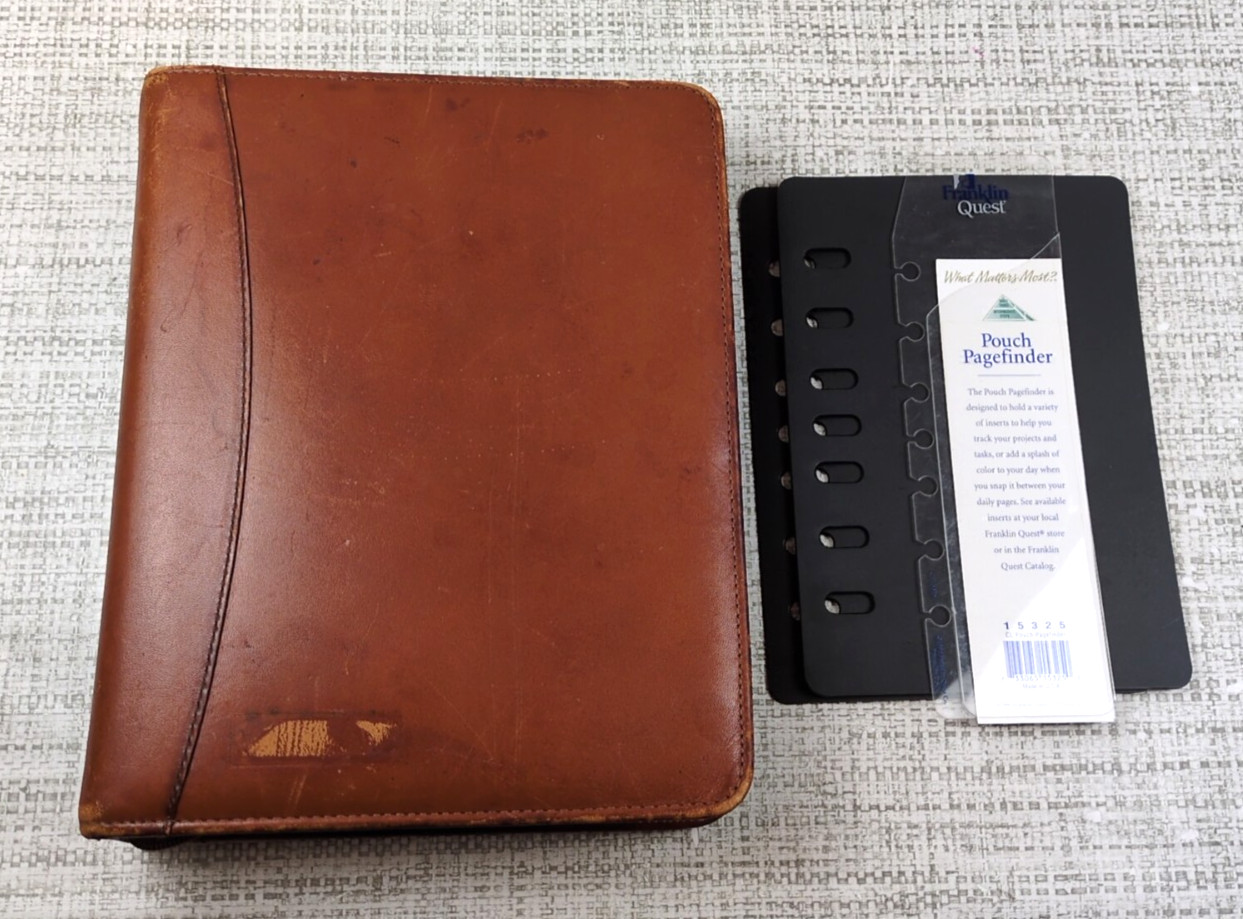 Franklin Quest Classic Distressed Leather Zip Binder 7 Gold Rings 1.5″ Brown