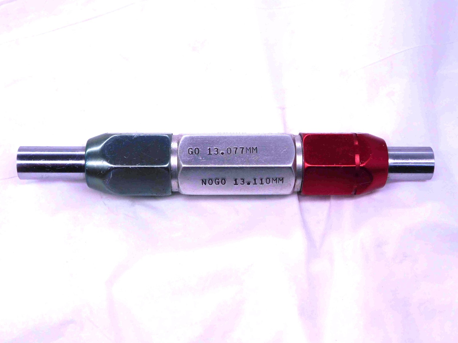 13.077 & 13.110 CL Y METRIC PIN PLUG GAGE GO NO GO 13.000 +.077 13 .5148 13.11