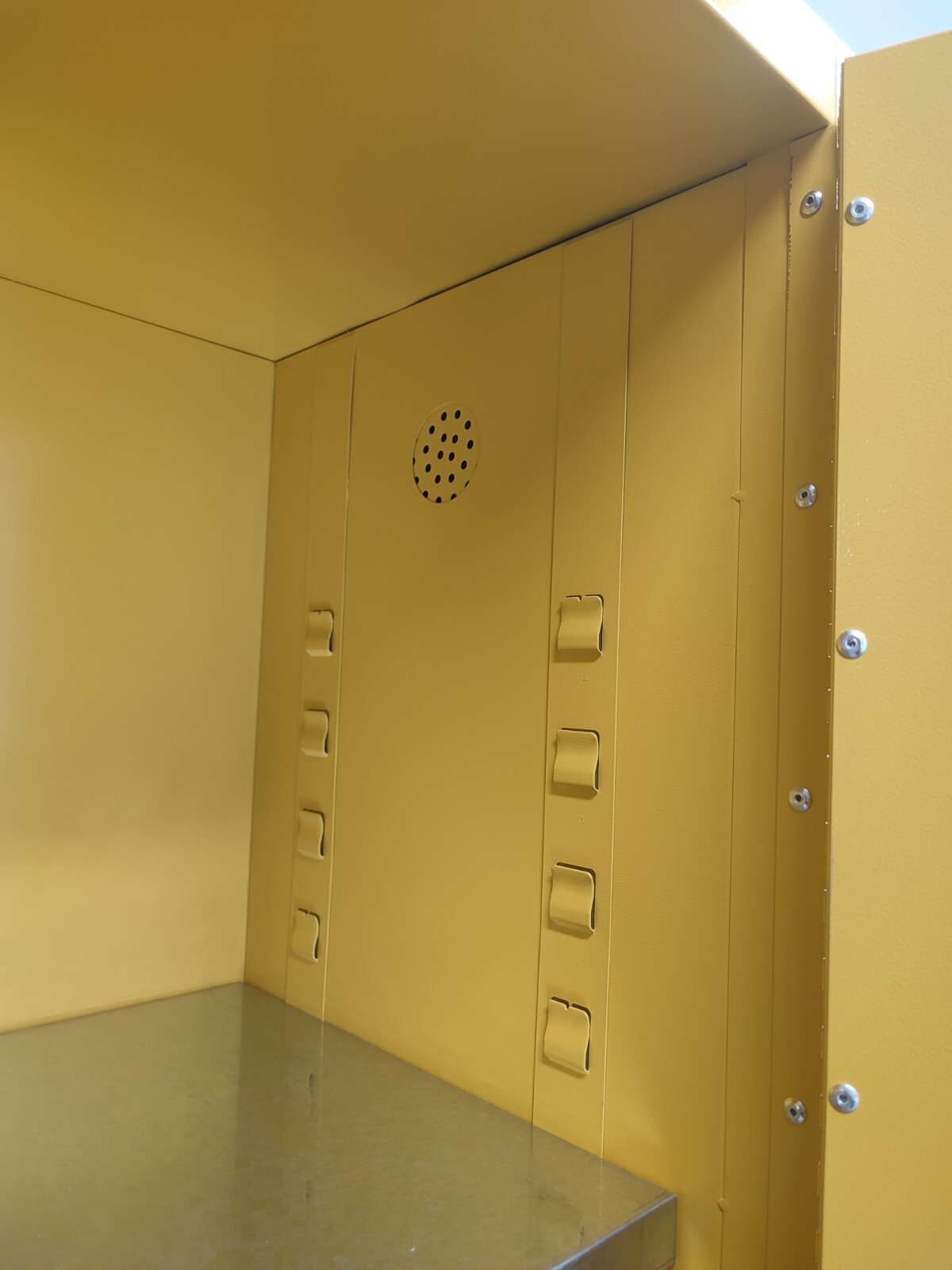 78Gallon Safety Flammable Storage Cabinet 23.2×18.1×64.96in w/2 Adjustable Shelf