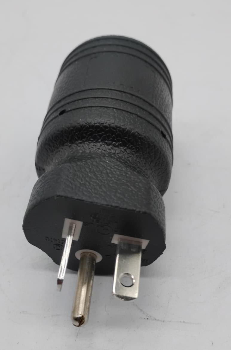 Conntek 30114 Locking Adapter 20A 125V NEMA 5-20P Male to L5-20R Female