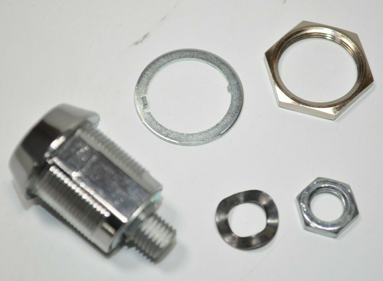 NEW Lowe & Fletcher Cam Lock Housing w/ 2 Keys 16/19mm Body 20mm Housing Length