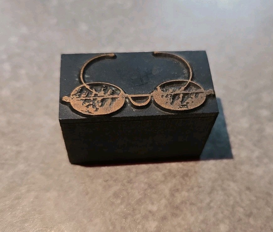 Printing Block “Old Spectacles Glasses” Wire Framed Style Eyeglasses Image