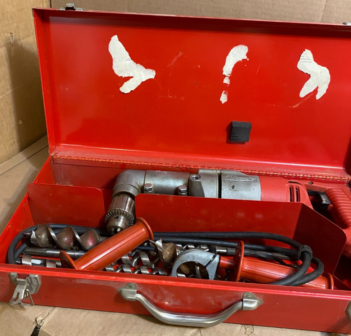 Milwaukee 1107-1 Heavy Duty Corded 1/2″ Right Angle Drill w/ Hard Case & Bits