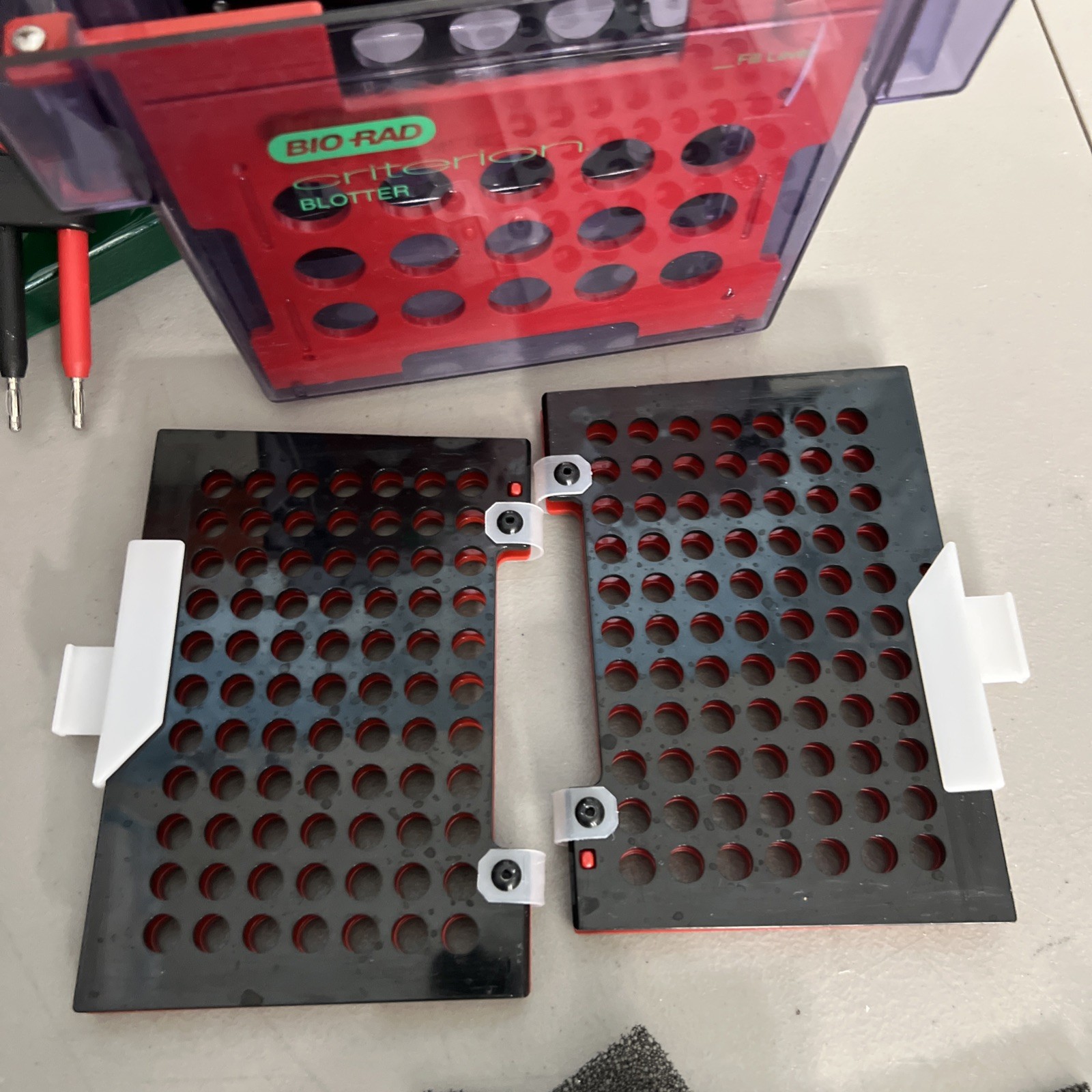 Bio-Rad 560BR Criterion Blotter Electrophoresis Cell Biorad Trans Blot Protean