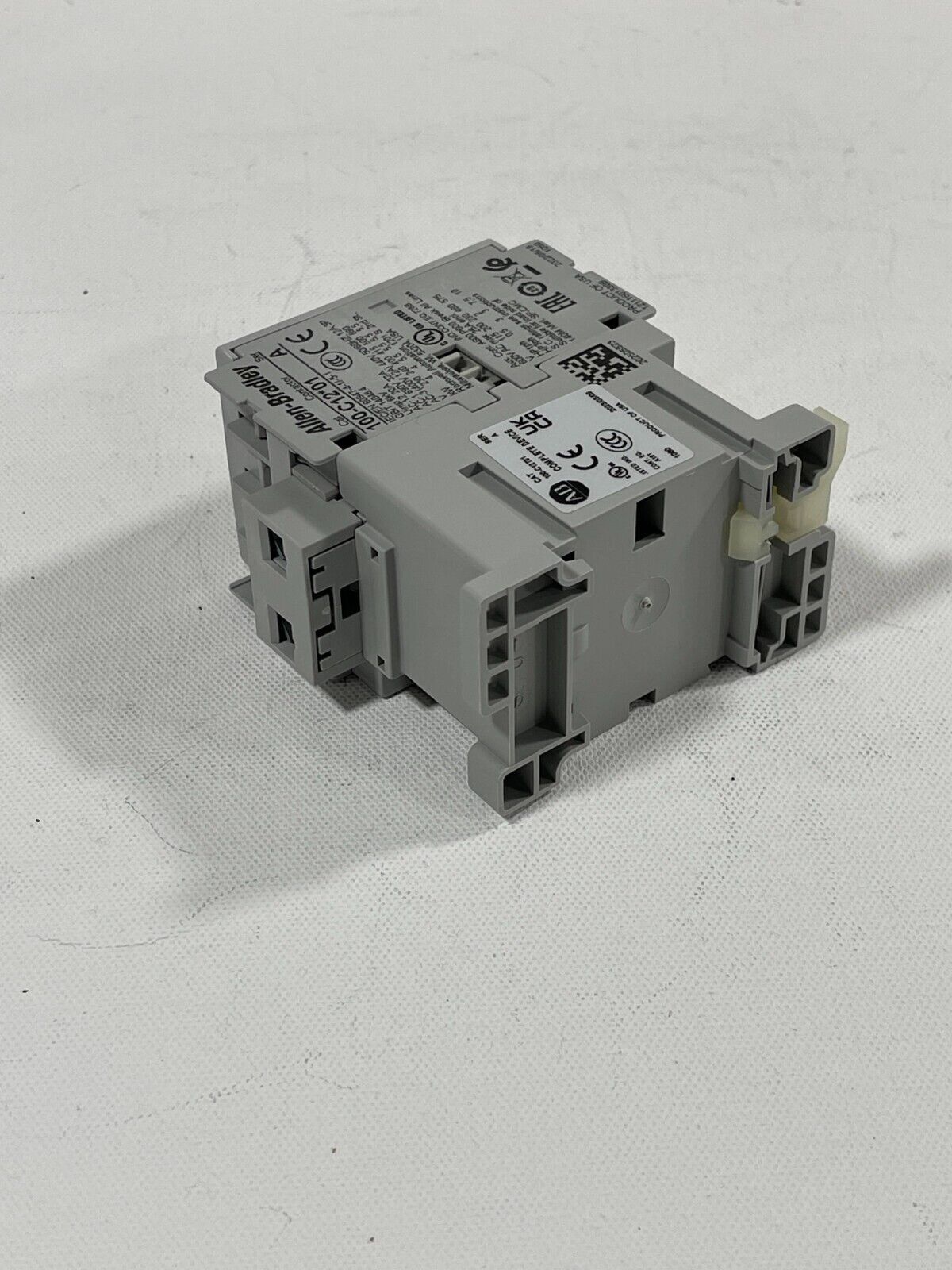 New! Allen Bradley 100-C12T01 Contactor 3 NO Main Pole 240/277VAC Coil