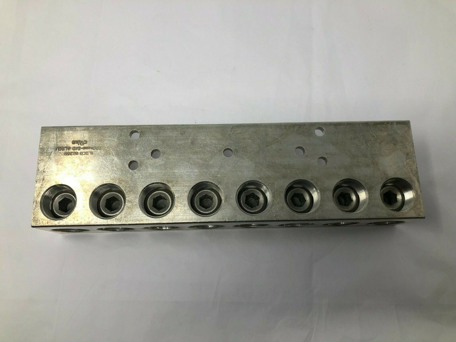 ILSCO N1359 750kcmil – 2/0 AL9CU 8-Conductor Mechanical Grounding Bar Lugs
