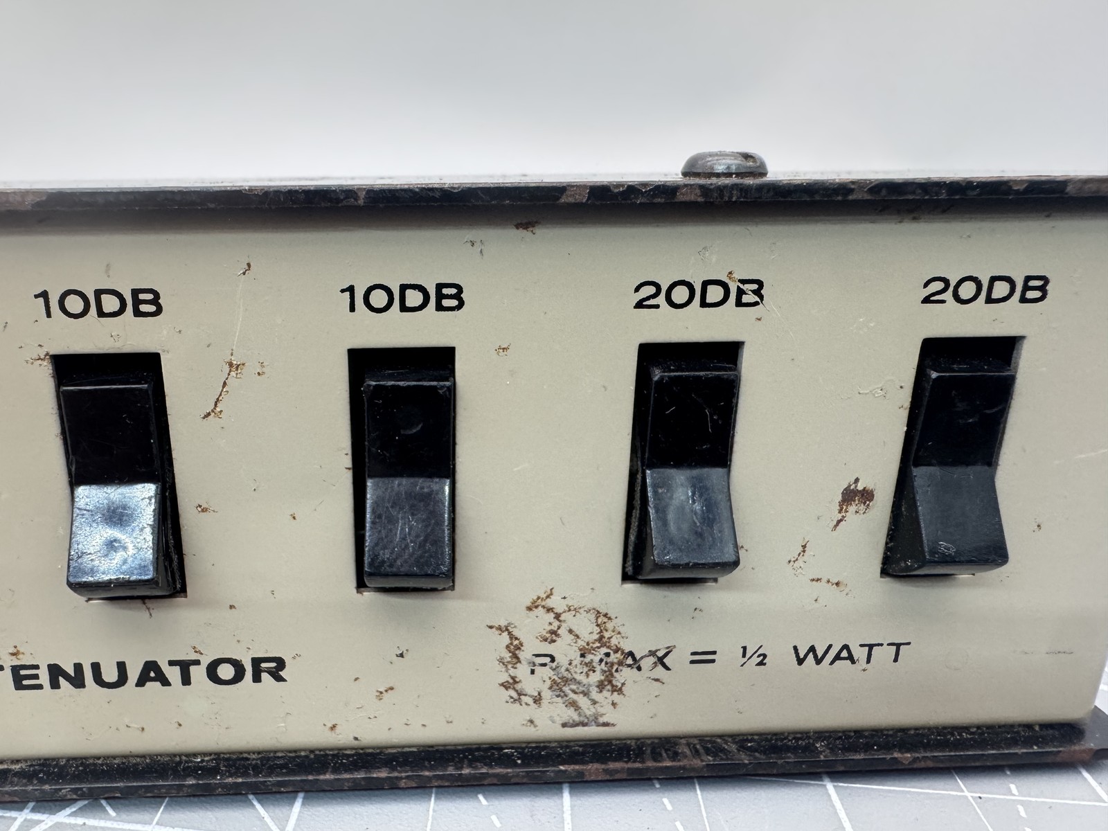 Vintage Step Attenuator 75 Ohms 1dB to 70dB BNC Connectors 1/2 Watt Max