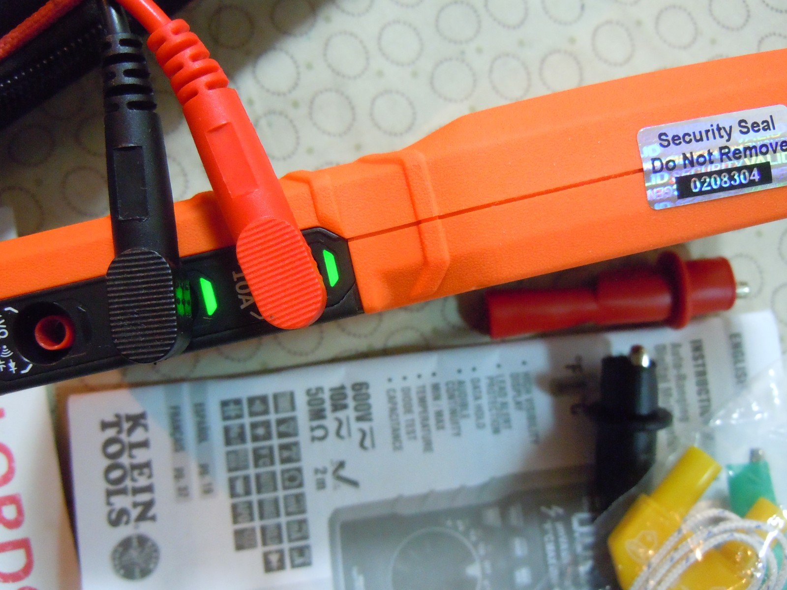 KLEIN TOOLS MM450 TRMS MULTIMETER WITH ACCESSORIES + KLEIN CASE – 0208304.