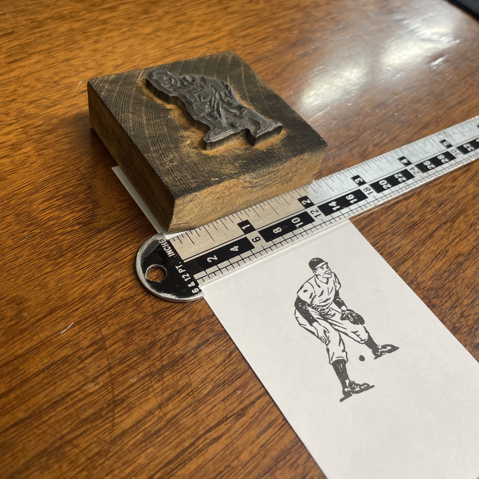 VTG Letterpress Printers Block Cut VINTAGE BASEBALL PLAYER