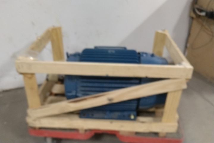 Weg 01536ST3QIE254T-W22 15 HP 3530 RPM 460VAC 3-Phase IEEE 841 Motor
