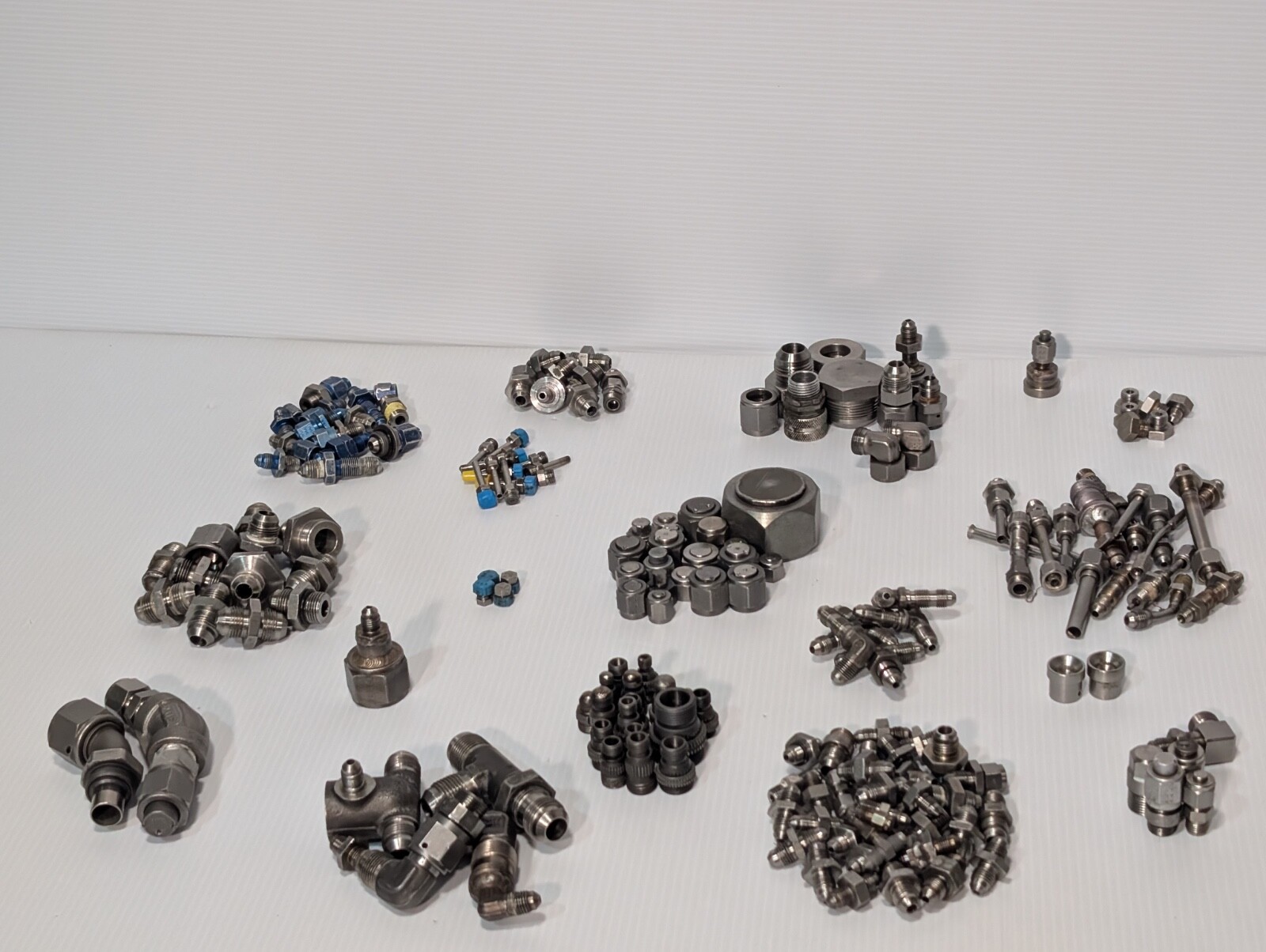 Mixed Lot of Steel Hose Fittings, Swivel Elbows, Universal, Flared Tube & more