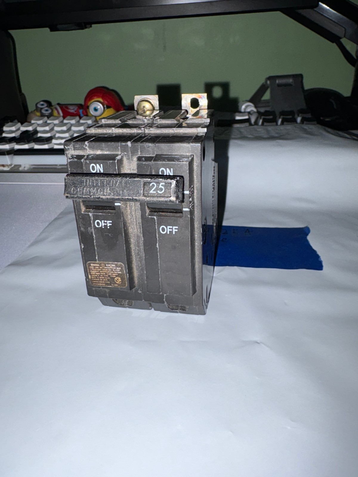 GE THQB2130 2 Pole 30A 240V Circuit Breaker Molded Case