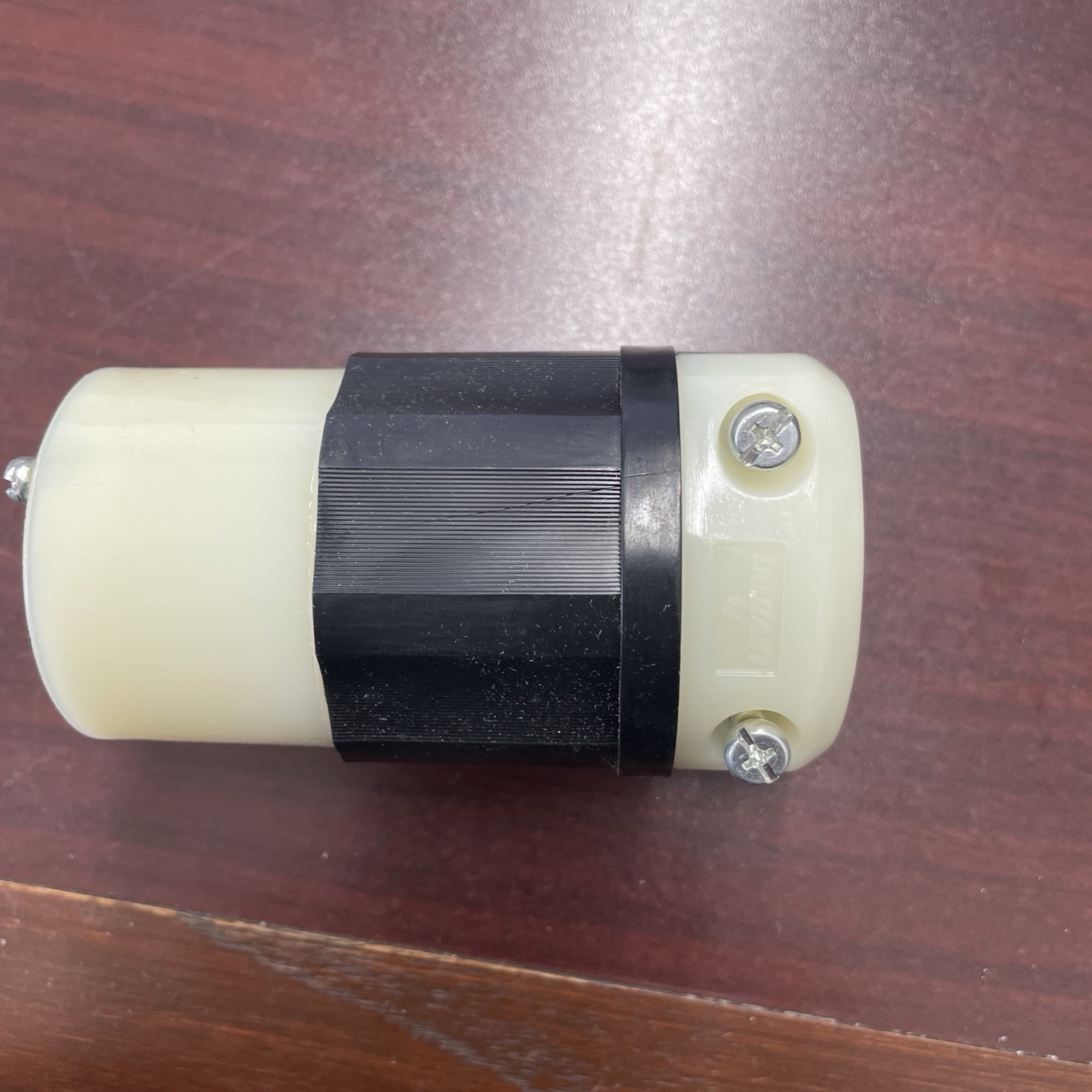 L14-30C Replacement 30 AMP Locking Female End UL Listed 4 Prong L1430C
